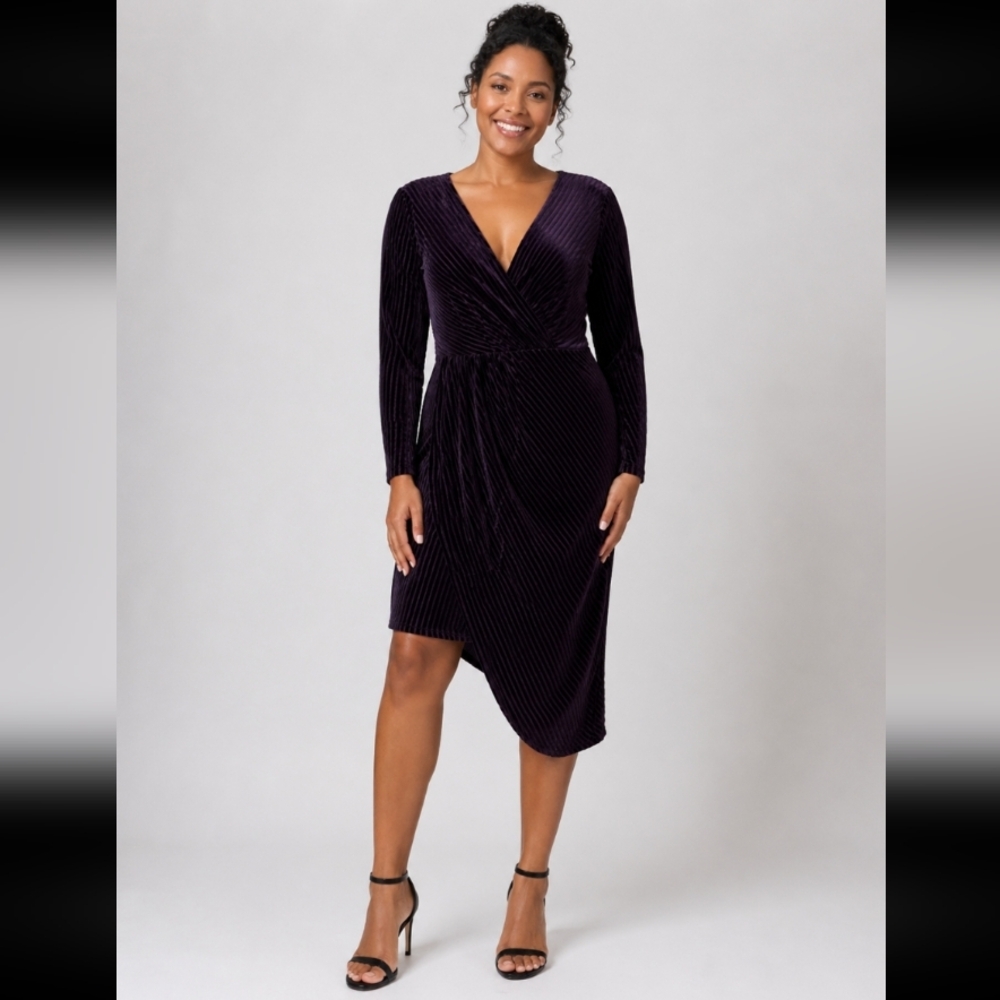 RYSE THE LABEL Purple Velvet Mock Wrap Dress Small